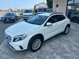 MERCEDES-BENZ GLA 200 Benzina 2017 usata, Brescia