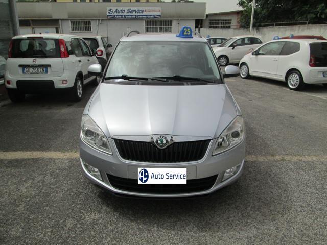 SKODA Fabia Benzina 2012 usata, Roma foto