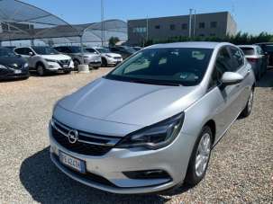 OPEL Astra Diesel 2016 usata, Pavia