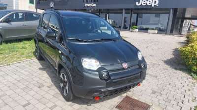 FIAT Panda Cross Elettrica/Benzina 2024 usata