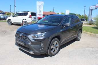 TOYOTA RAV 4 Elettrica/Benzina 2020 usata