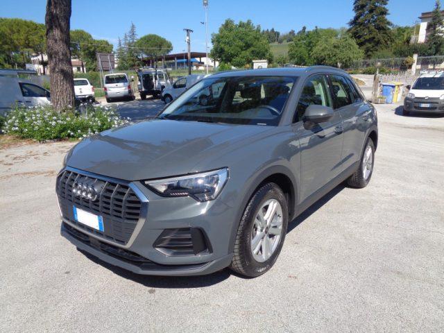 AUDI Q3 Diesel 2021 usata, Macerata foto