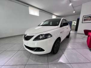 LANCIA Ypsilon Elettrica/Benzina 2023 usata, Caserta