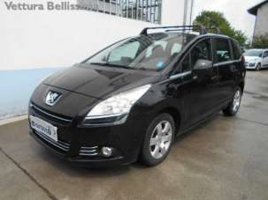 PEUGEOT 5008 Diesel 2011 usata, Torino