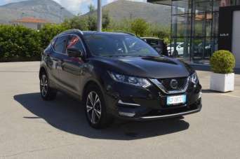 NISSAN Qashqai Benzina 2021 usata, Latina