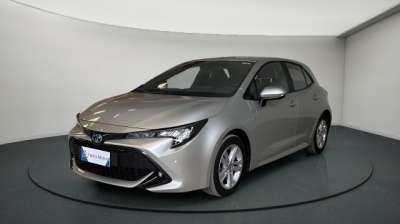 TOYOTA Corolla Elettrica/Benzina 2022 usata