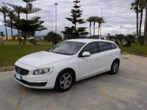 VOLVO V60 Diesel 2015 usata, Lecce