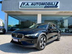 VOLVO V60 Cross Country Diesel 2020 usata, Padova