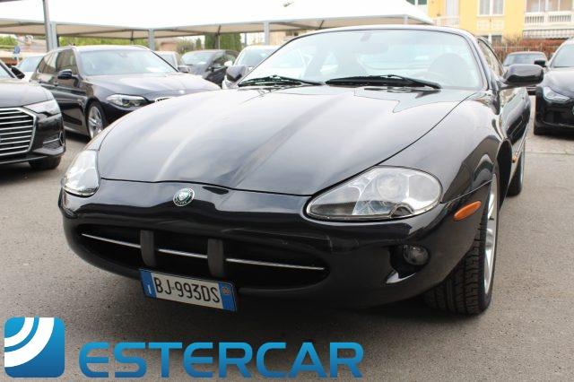 JAGUAR XK8 Benzina 2000 usata, Brescia foto