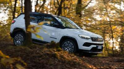 JEEP Compass Elettrica/Benzina 2024 usata, Ferrara