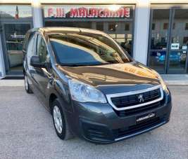 PEUGEOT Partner Diesel 2018 usata, Belluno