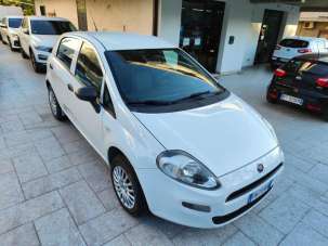 FIAT Punto Benzina/Metano 2018 usata, Pescara