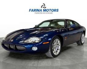 JAGUAR XKR Benzina 2000 usata