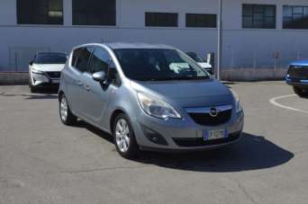 OPEL Meriva Diesel 2012 usata, Latina