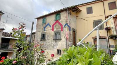 Vendita Casa indipendente, Borgo a Mozzano