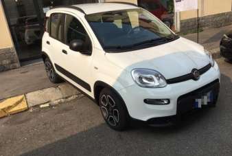 FIAT Panda Elettrica/Benzina 2024 usata