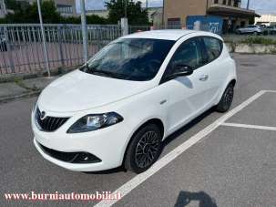 LANCIA Ypsilon Elettrica/Benzina 2024 usata, Milano