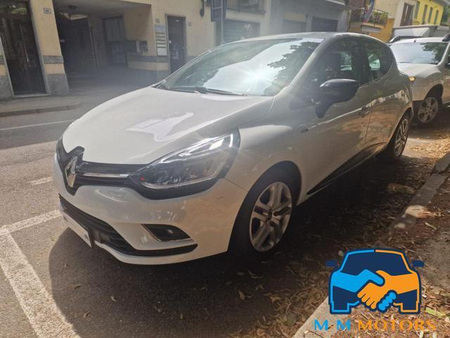 RENAULT Clio Benzina 2019 usata foto