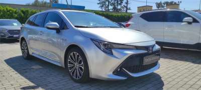 TOYOTA Corolla Elettrica/Benzina 2019 usata, Bari