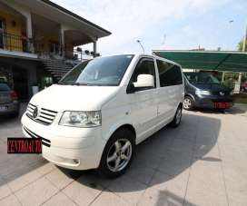 VOLKSWAGEN Multivan Diesel 2009 usata