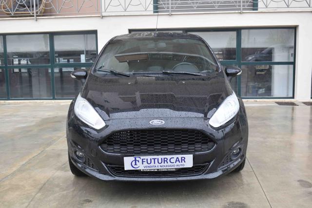 FORD Fiesta Diesel 2017 usata foto