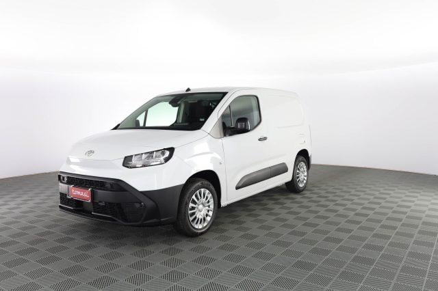 TOYOTA Proace City Diesel 2024 usata, Verona foto