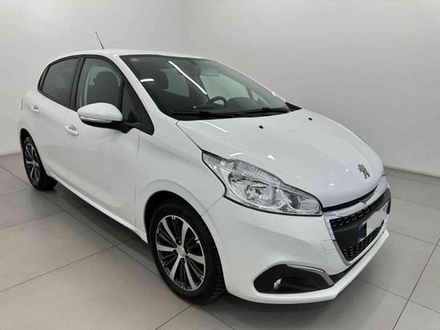 PEUGEOT 208 Benzina 2019 usata foto