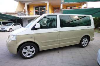 VOLKSWAGEN Multivan Diesel 2009 usata