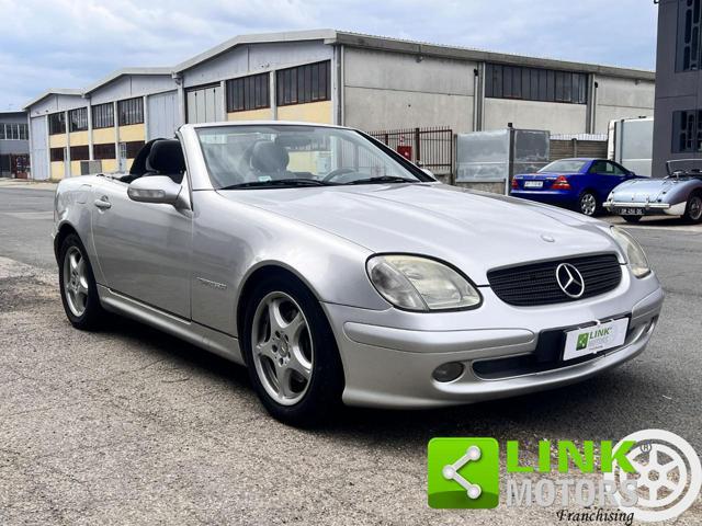 MERCEDES-BENZ SLK 230 Benzina 2001 usata, Lodi foto