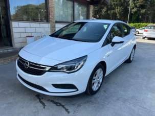 OPEL Astra Diesel 2019 usata