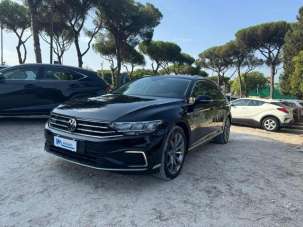 VOLKSWAGEN Passat Variant Elettrica/Benzina 2021 usata