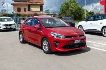 KIA Rio Benzina/GPL 2022 usata, Latina