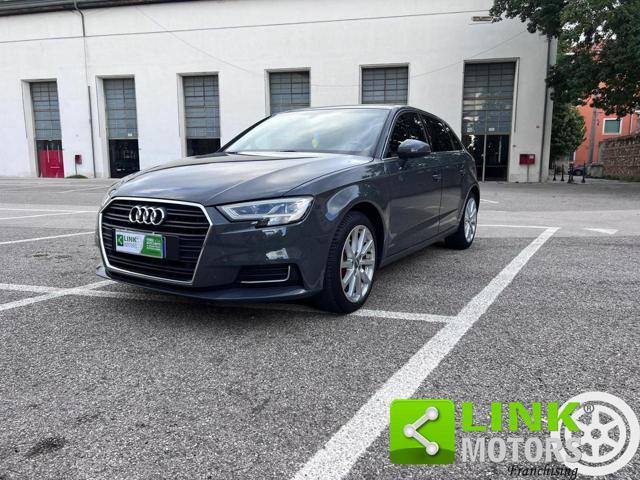 AUDI A3 Diesel 2018 usata, Salerno foto