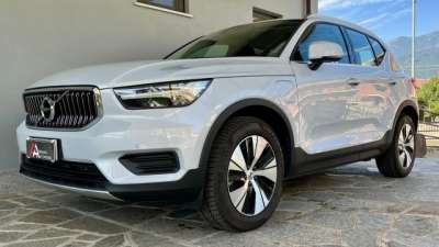 VOLVO XC40 Elettrica/Benzina 2021 usata, Cuneo