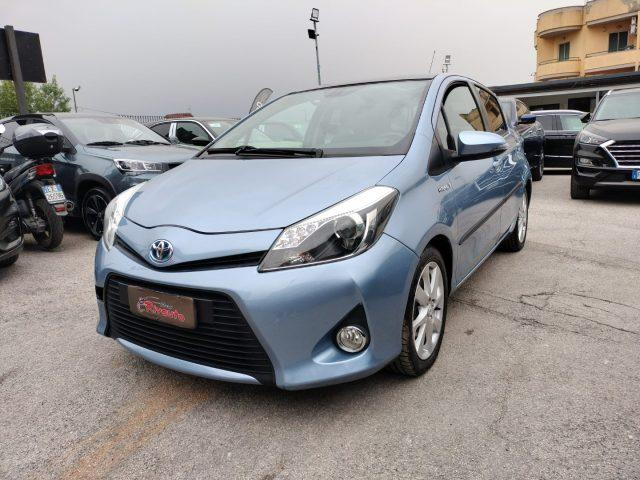 TOYOTA Yaris Elettrica/Benzina 2013 usata, Napoli foto