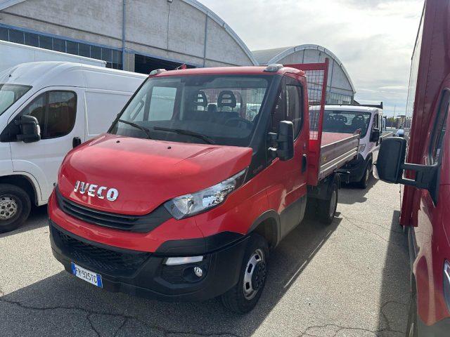 IVECO Daily Diesel 2018 usata, Treviso foto