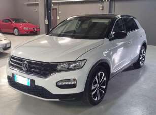 VOLKSWAGEN T-Roc Diesel 2019 usata