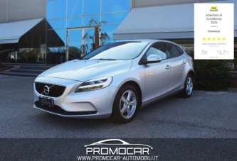 VOLVO V40 Diesel 2017 usata, Pordenone