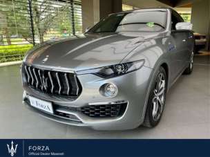 MASERATI Levante Elettrica/Benzina 2022 usata, Torino