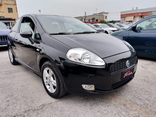 FIAT Grande Punto Diesel 2005 usata, Napoli foto