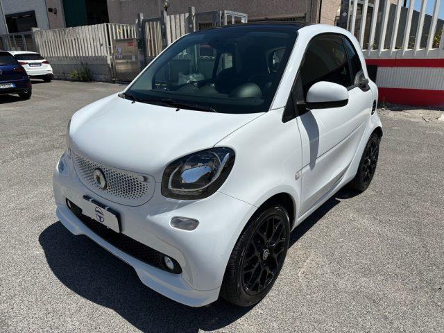 SMART ForTwo Benzina 2019 usata, Roma foto