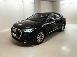 AUDI Q3 Elettrica/Benzina 2022 usata, Napoli