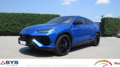 LAMBORGHINI Urus Benzina 2023 usata, Milano