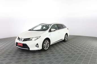 TOYOTA Auris Elettrica/Benzina 2014 usata