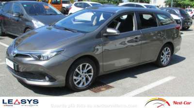 TOYOTA Auris Touring Sports Elettrica/Benzina 2016 usata, Milano