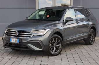 VOLKSWAGEN Tiguan Diesel 2022 usata, Piacenza