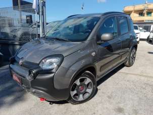 FIAT Panda Cross Elettrica/Benzina 2023 usata, Napoli