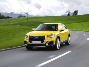 AUDI Q2 Diesel 2017 usata, Napoli