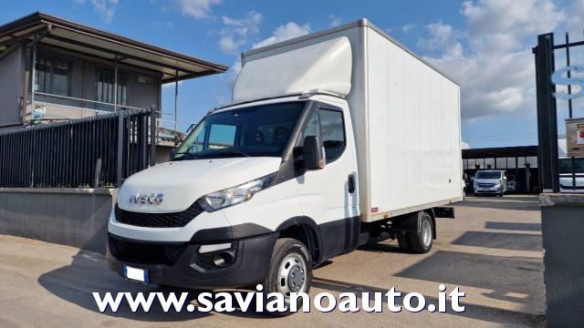 IVECO DAILY  35C13 BOX ALLUMINIO Diesel 2016 usata, Napoli foto