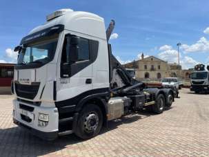 IVECO STRALIS 480 - E6 SCARRABILE 3 ASSI Diesel 2015 usata